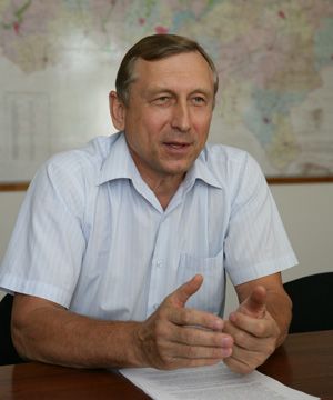 Анатолий Серебряков: Раз в год работаю почтальоном Анатолий Серебряков: Раз в год работаю почтальоном