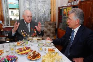 С героями за чашкой чая С героями за чашкой чая