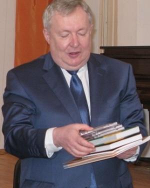 Современное и народное Современное и народное