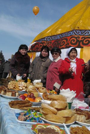 Праздник солнца на улицах Маркса Праздник солнца на улицах Маркса